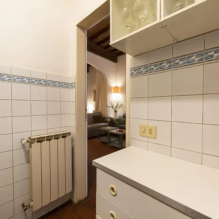 Pitti By Mmega Apartman